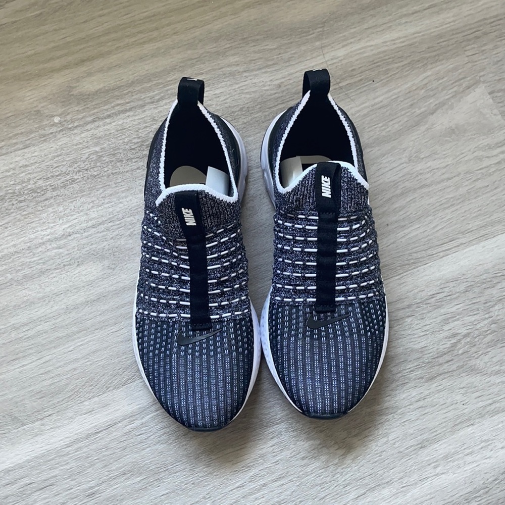 Nike React Phantom Flyknit 2 Running Shoe